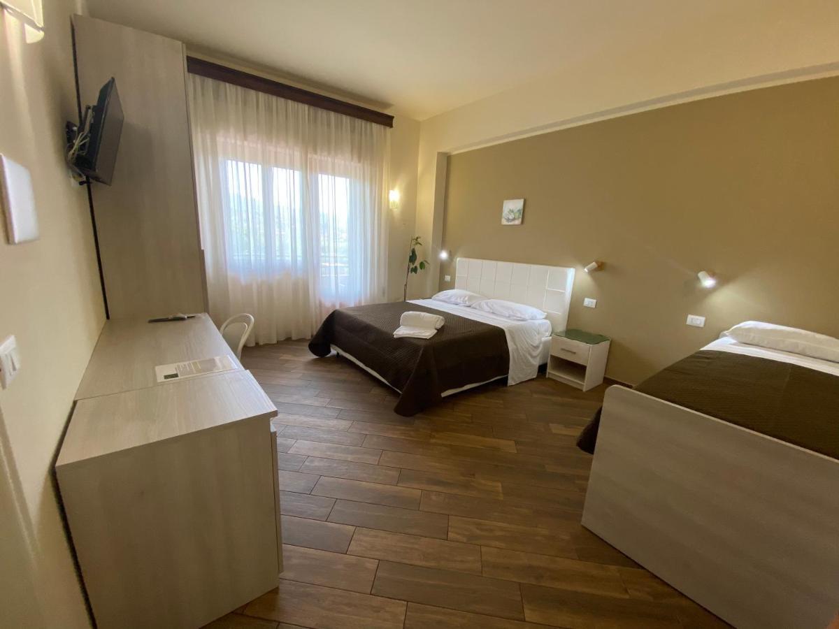 All'Anoneto B&B Catona Di Reggio Calabria ภายนอก รูปภาพ